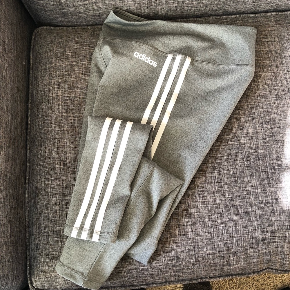 Adidas leggings gray
